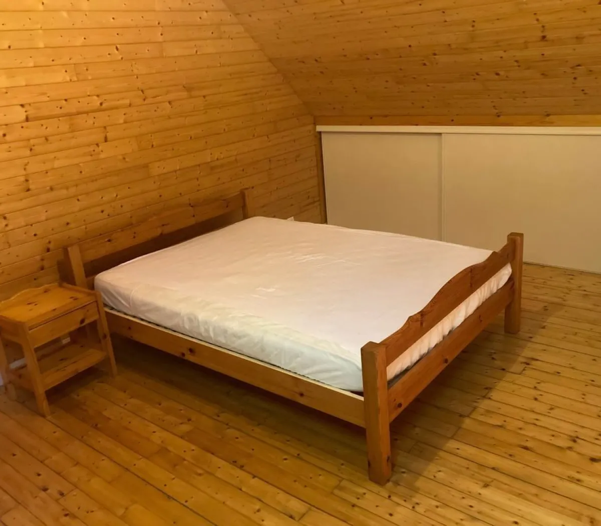 Location Brest Appartement 6a25f8439526