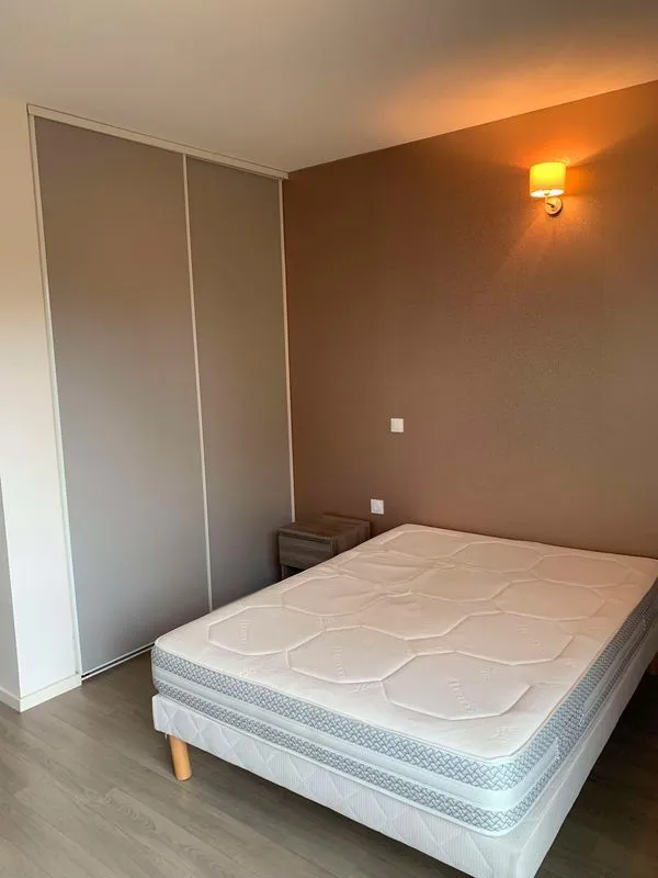 Location Mérignac Appartement 6a270b1eb095