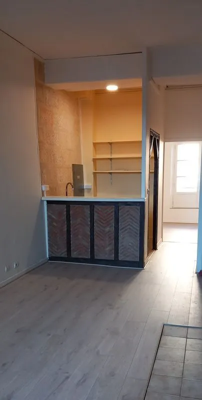 Location Tours Appartement 6a274f4361bc