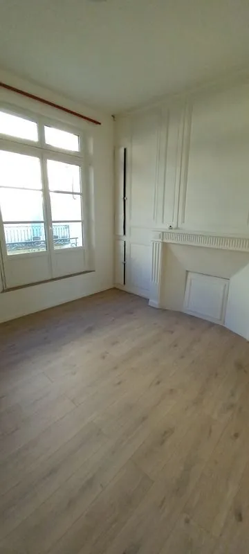 Location Tours Appartement 6a274f4361bc