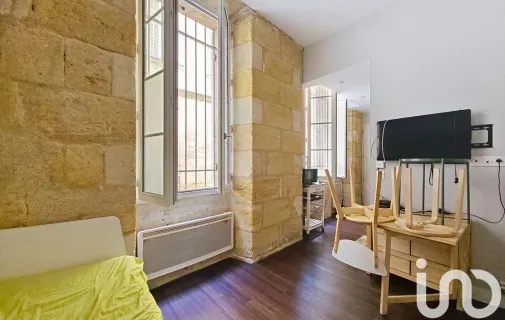 Location Bordeaux Appartement 6a280f17a698