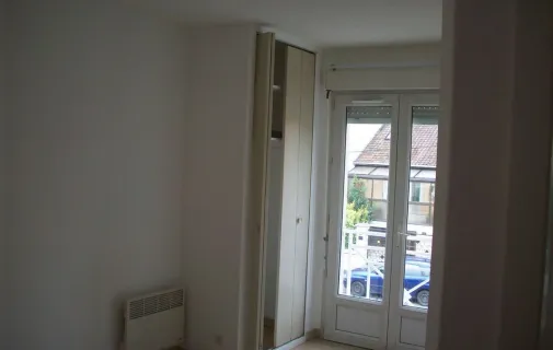 Location Pontault-Combault Appartement 6a281e373ada