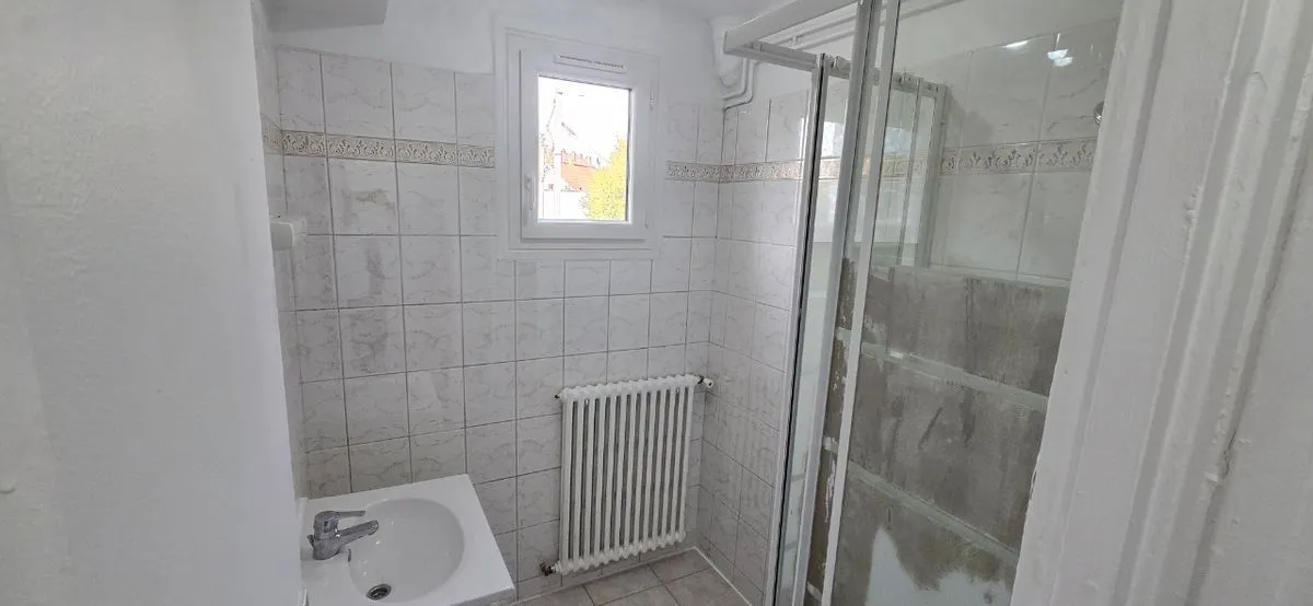 Location Villemomble Appartement 6a2828371889