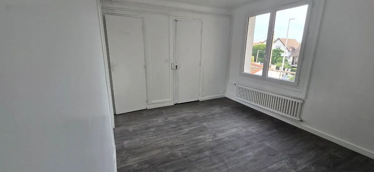 Location Villemomble Appartement 6a2828371889