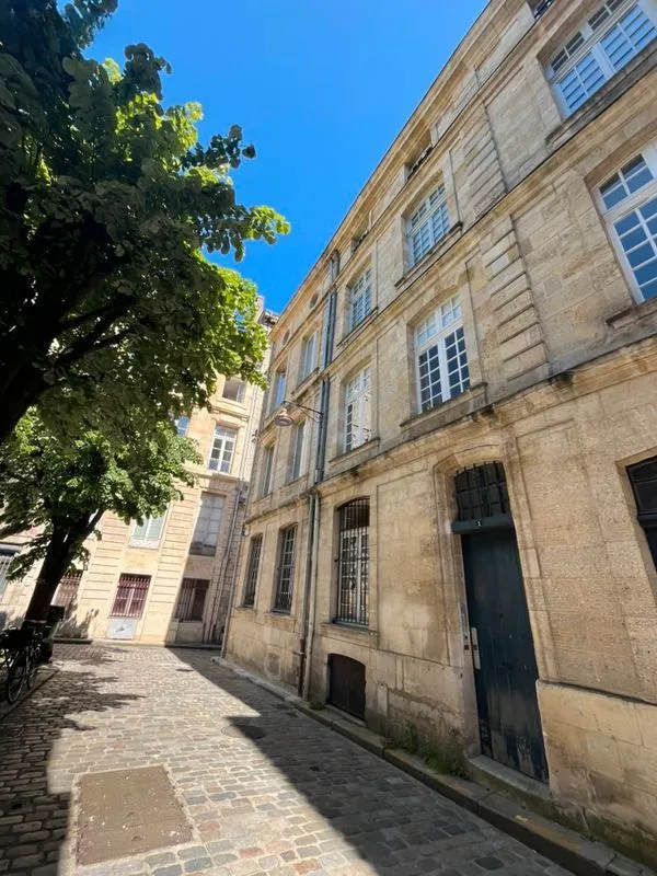 Location Bordeaux Appartement 6a282cd9d68a