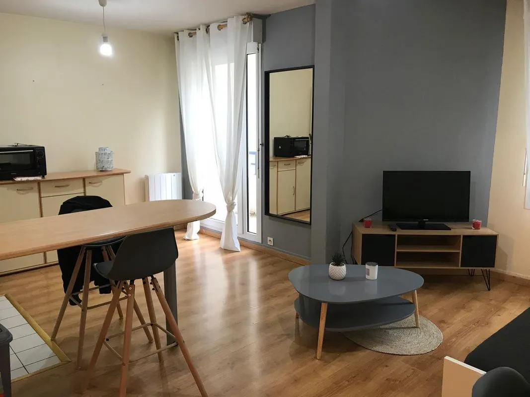 Location Tours Appartement 6a28415c3412