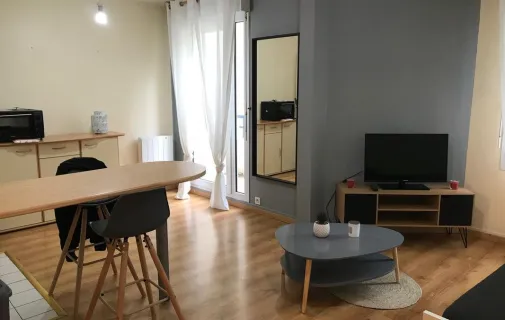 Location Tours Appartement 6a28415c3412