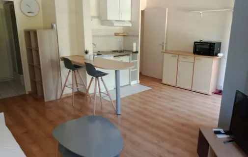 Location Tours Appartement 6a28415c3412