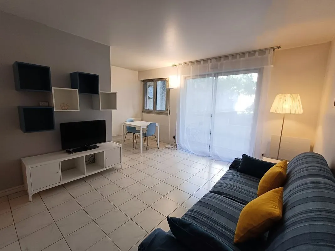 Location Paris Appartement 6a284313840e
