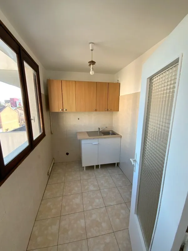 Location Ivry-sur-Seine Appartement 6a288eeb0450