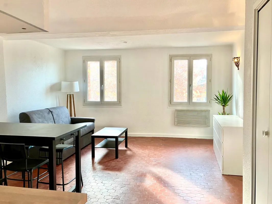 Location Aix-en-Provence Appartement 6a28946a944c