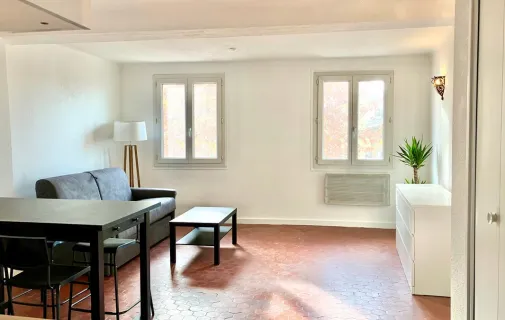 Location Aix-en-Provence Appartement 6a28946a944c