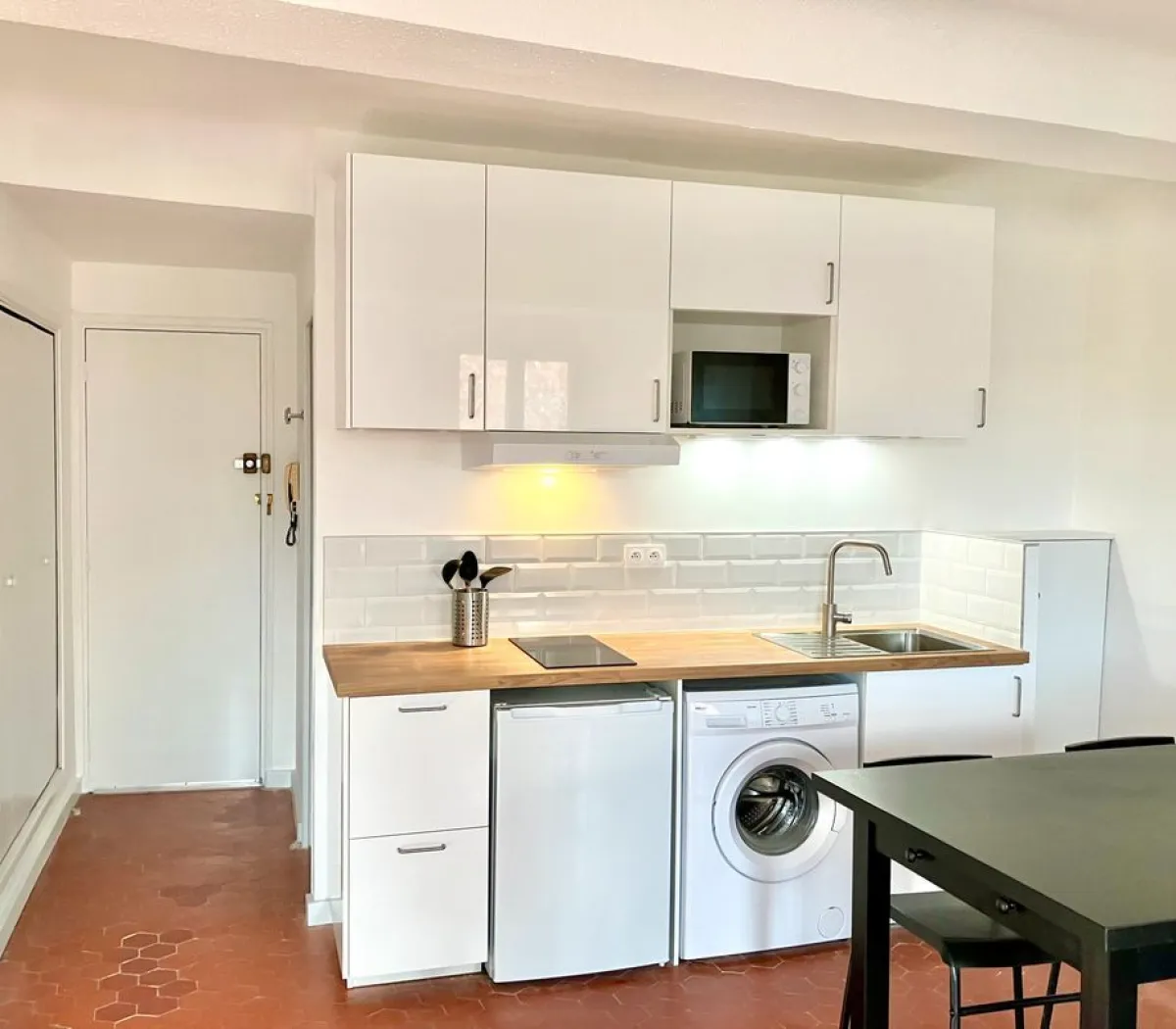 Location Aix-en-Provence Appartement 6a28946a944c