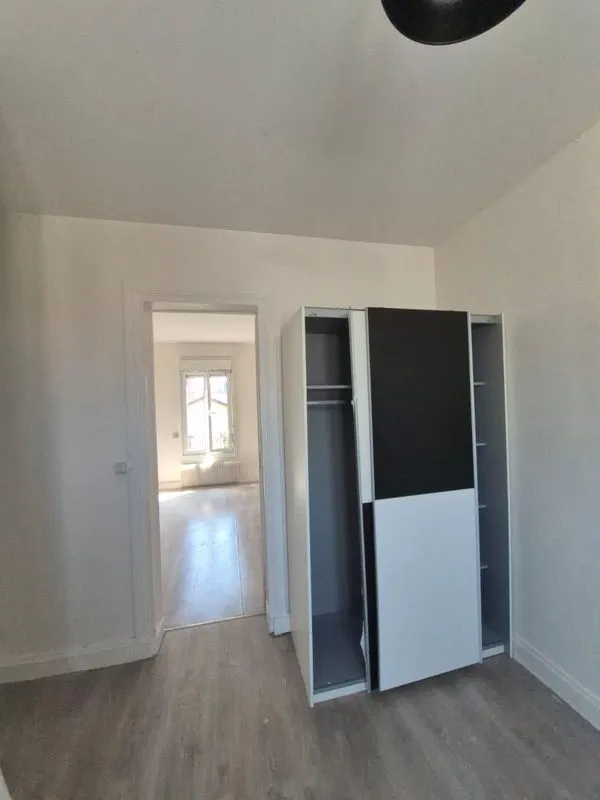 Location La Courneuve Appartement 6a289a9e9855
