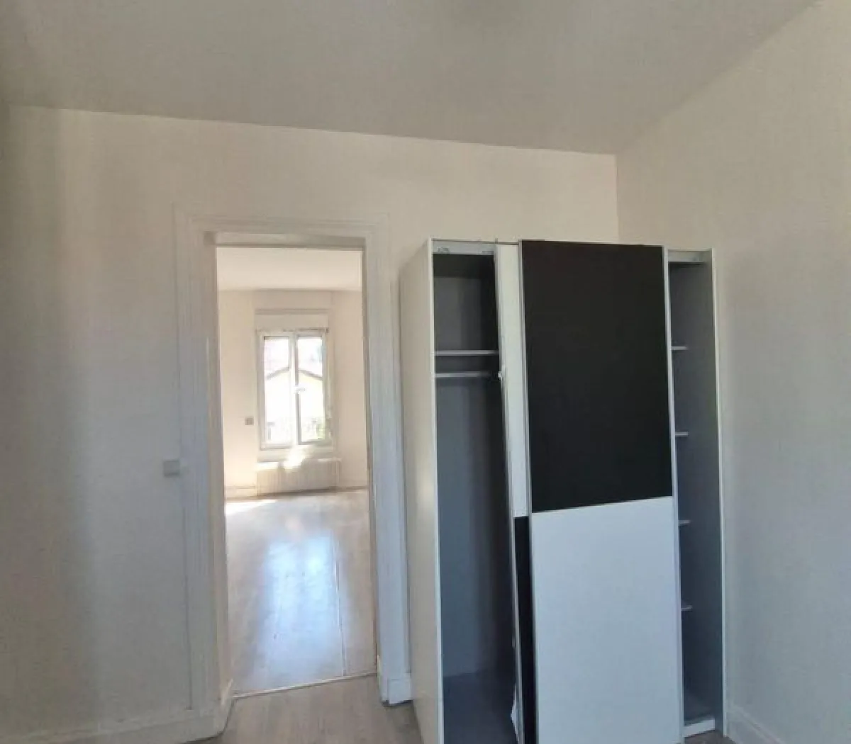 Location La Courneuve Appartement 6a289a9e9855