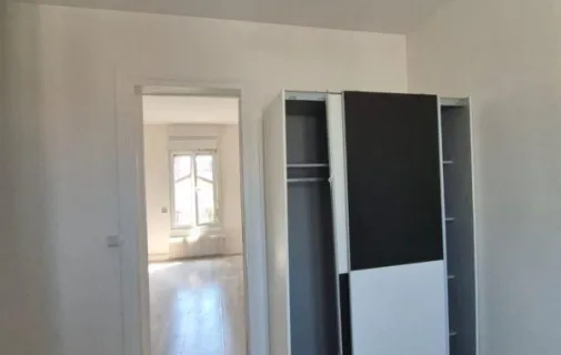 Location La Courneuve Appartement 6a289a9e9855