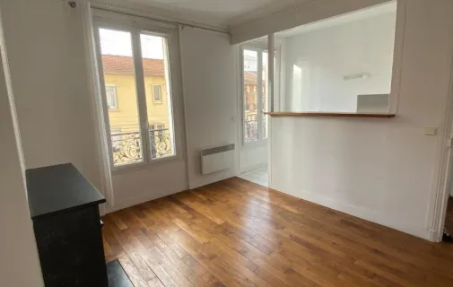 Location Courbevoie Appartement 6a2968c5734d