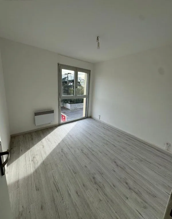 Location Marseille Appartement 6a2a6166f058