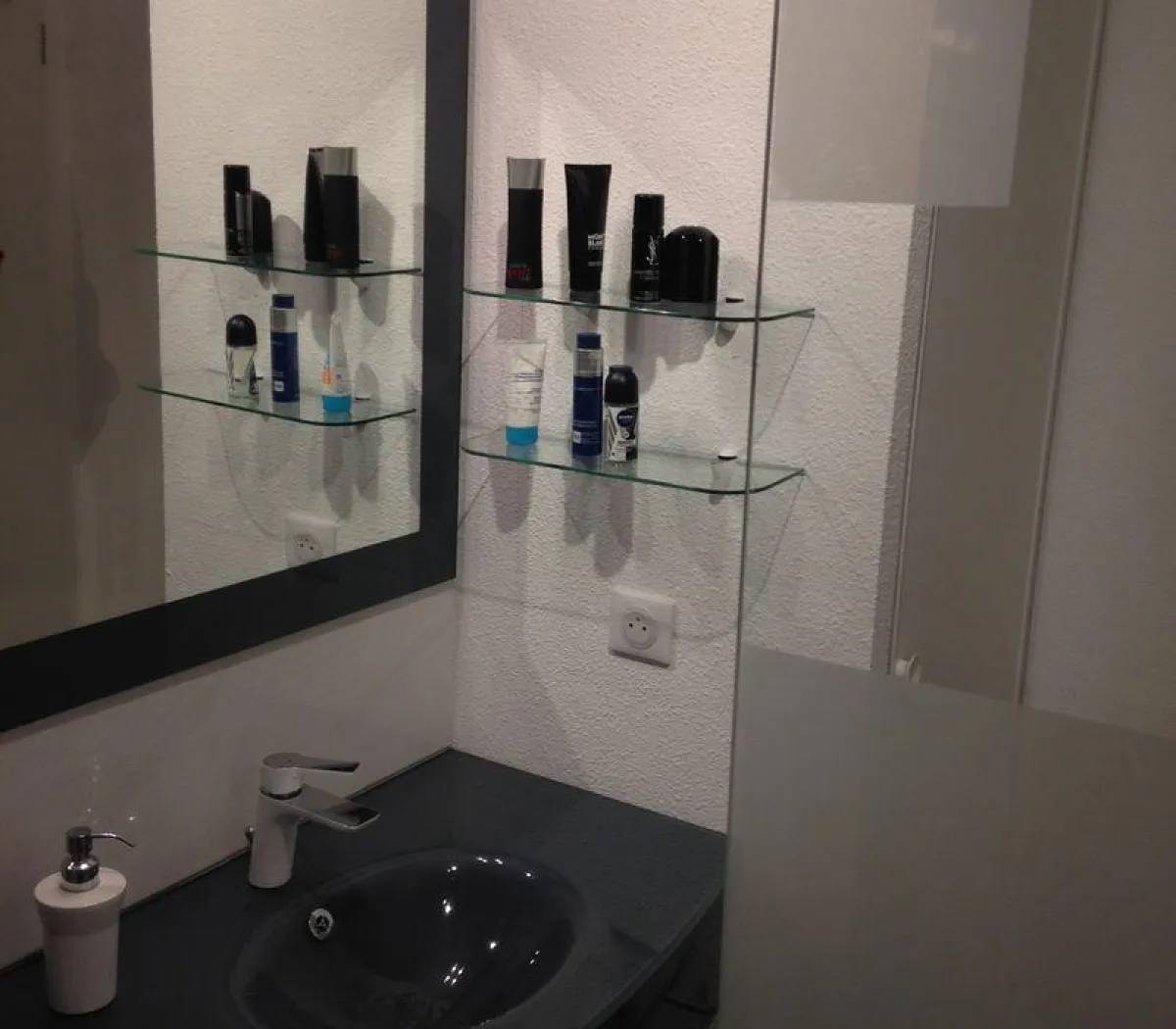Location Bordeaux Appartement 6a2a81ad1a7f