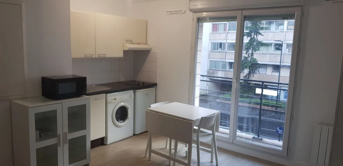 Location Courbevoie Appartement 6a2ab8ea0d1d