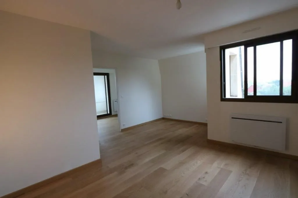 Location Le Perreux-sur-Marne Appartement 6a2accbc969e