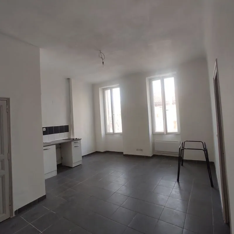 Location Marseille Appartement 6a2ace4138f7