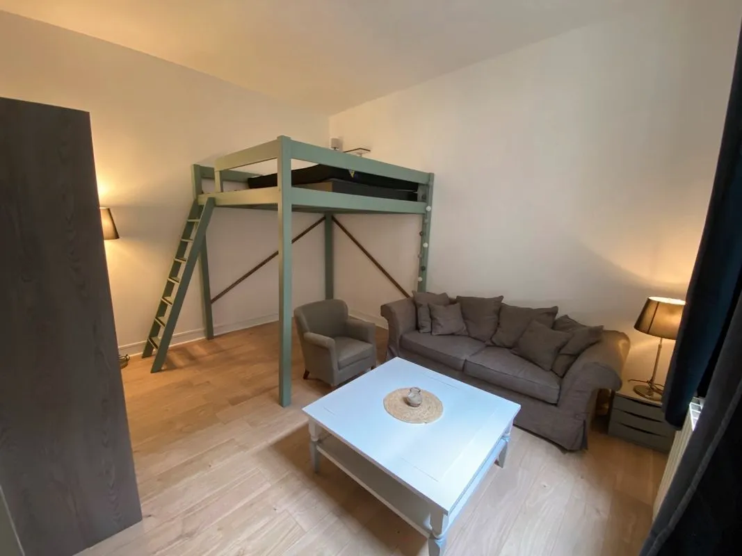 Location Bordeaux Appartement 6a2ae9252c7f