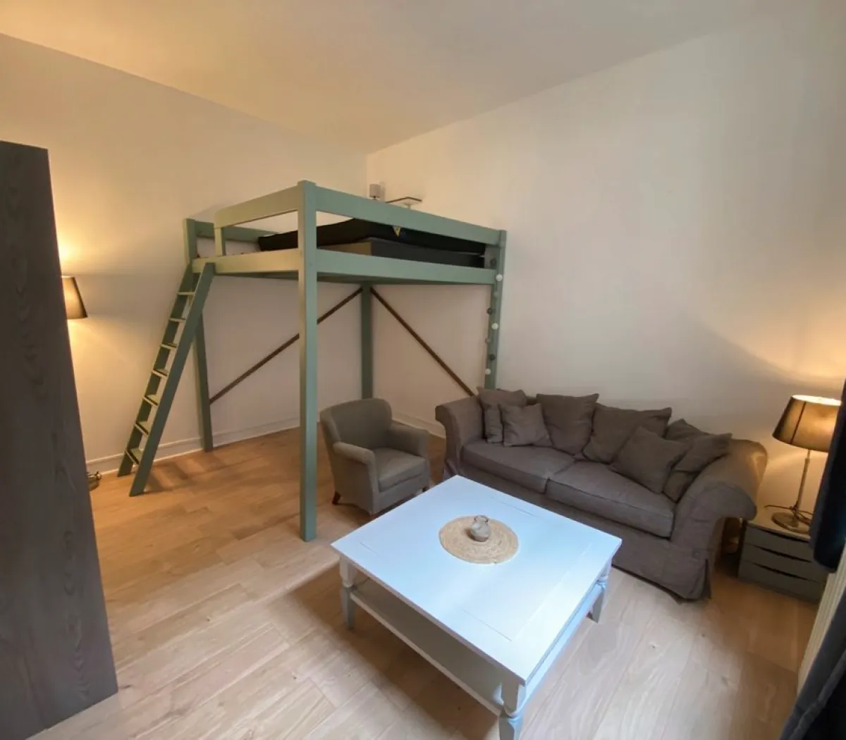 Location Bordeaux Appartement 6a2ae9252c7f