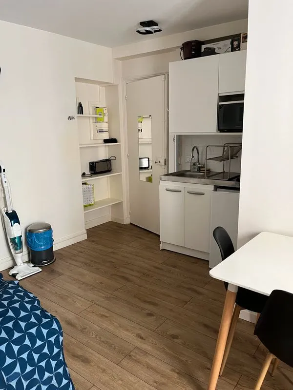 Location Paris Appartement 6a2b10933e6b