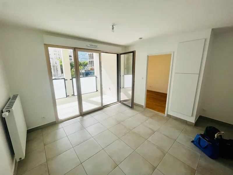 Location Lyon Appartement 6a2b1487a58f