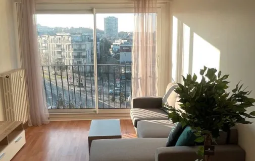 Location Châtillon Appartement 6a2b1d7ab8f6