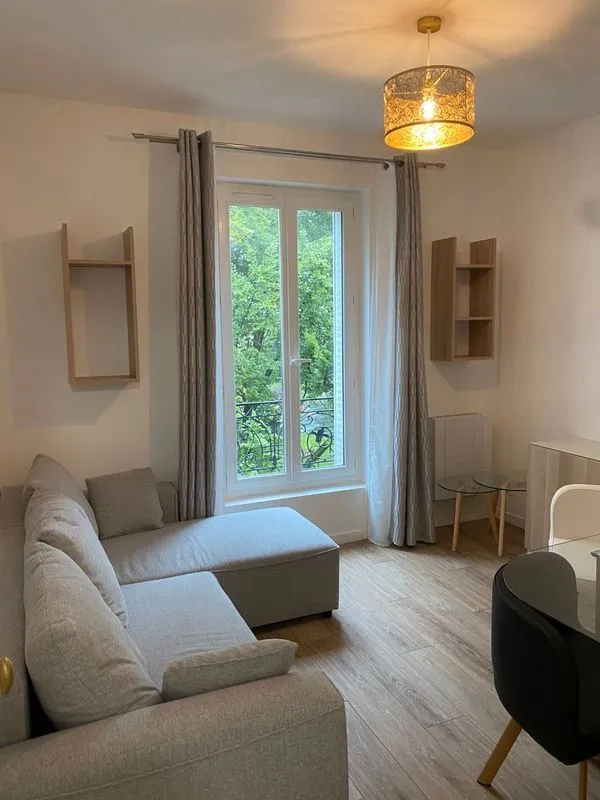Location Courbevoie Appartement 6a2b33271f72