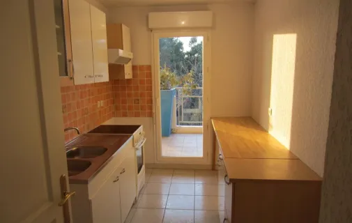 Location Marseille Appartement 6a2b661a5ad0