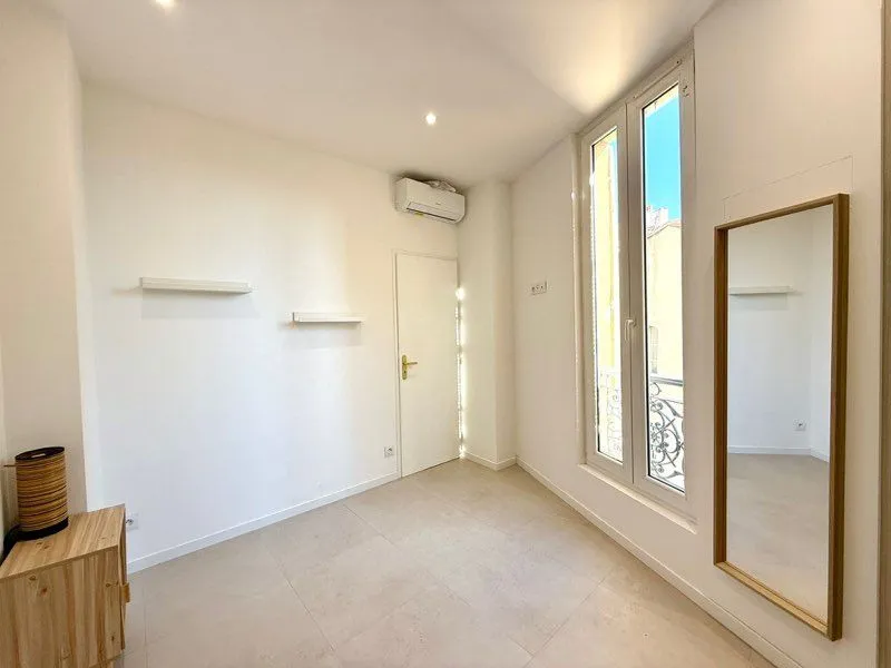 Location Marseille Appartement 6a2c05c55add