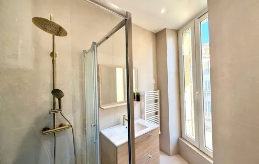 Location Marseille Appartement 6a2c05c55add