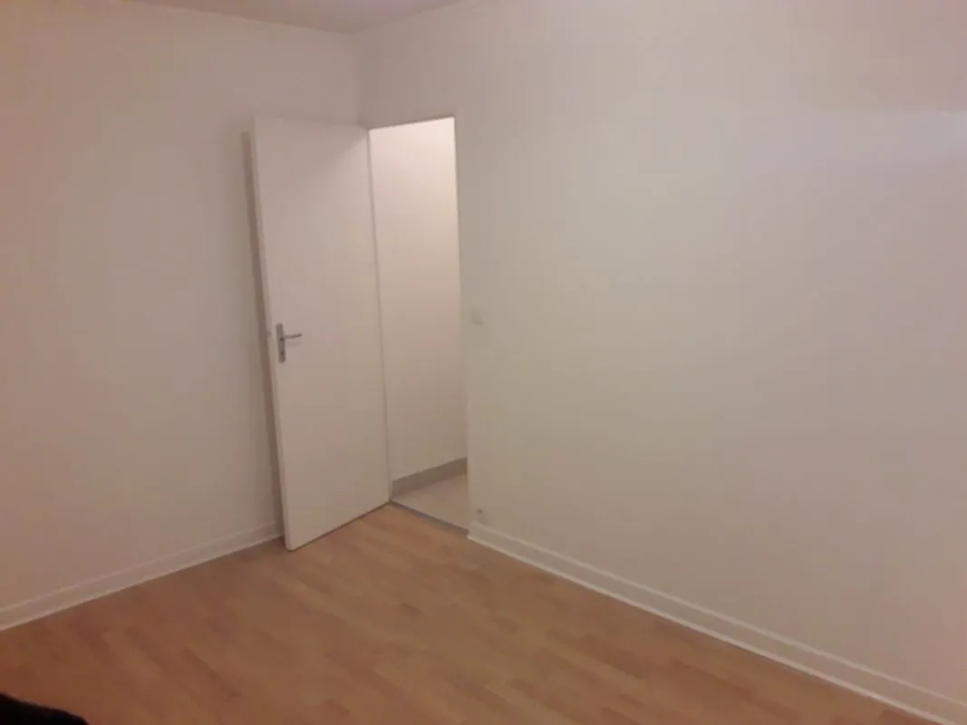 Location Ivry-sur-Seine Appartement 6a2c08f87a11