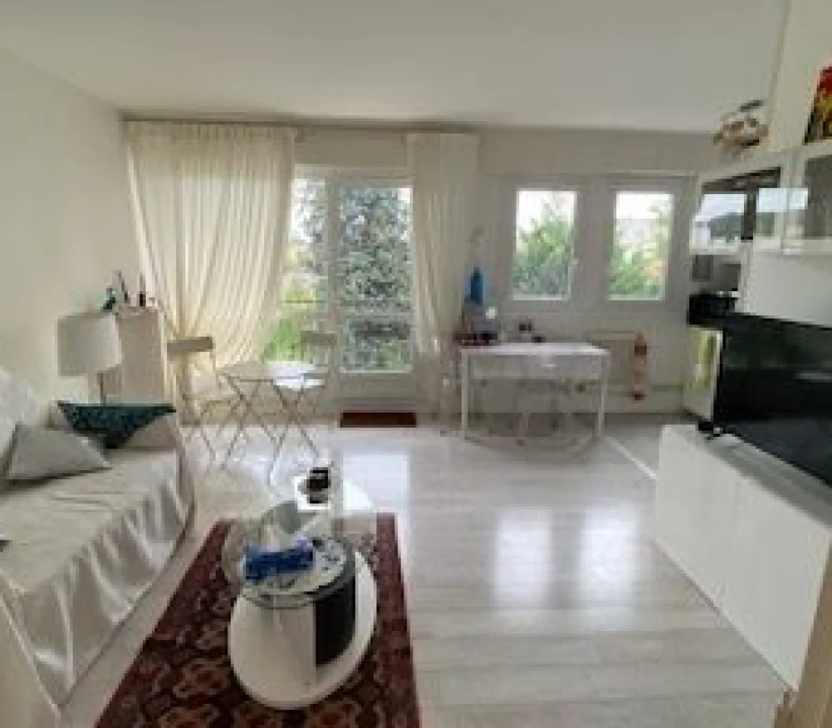 Location Rueil-Malmaison Appartement 6a2c17d34a92