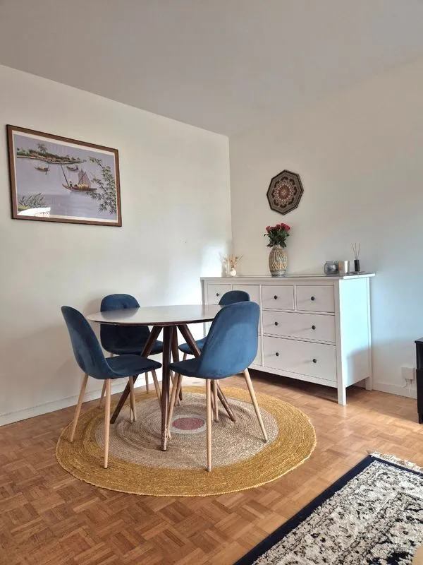 Location Montrouge Appartement 6a2c258bf180