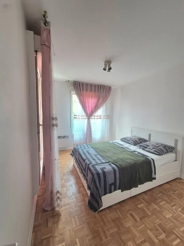 Location Montrouge Appartement 6a2c258bf180