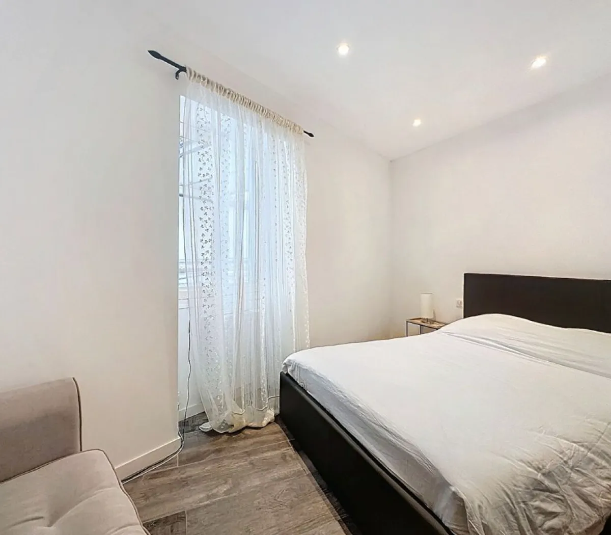 Location Nice Appartement 6a2c43186550