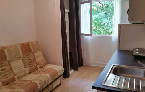 Location Ville-d'Avray Appartement 6a2c48c7382e
