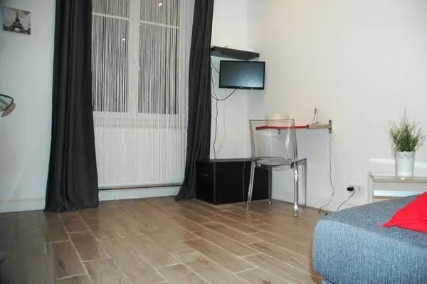 Location Paris Appartement 6a2c7a2d37d0
