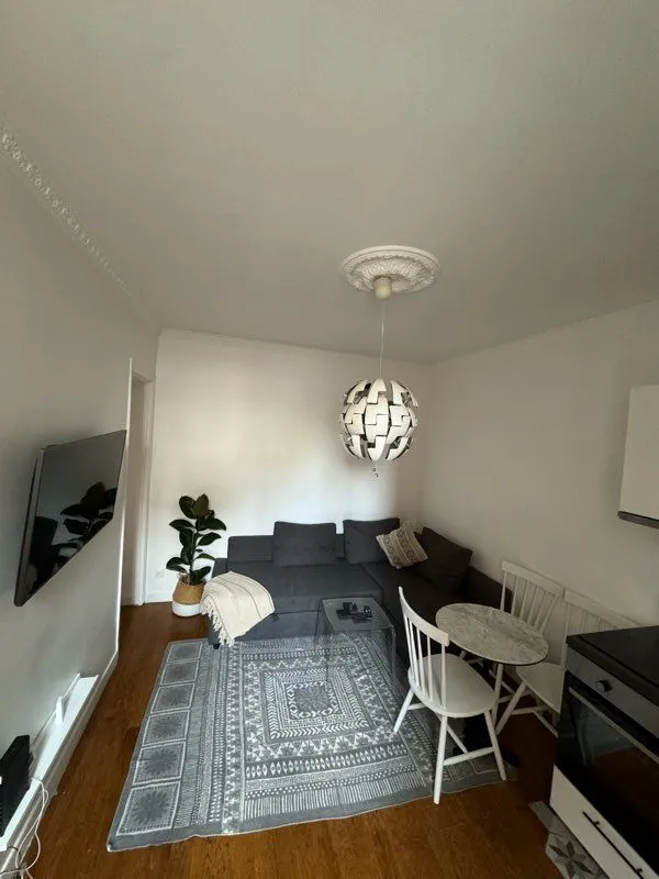 Location La Garenne-Colombes Appartement 6a2c8c0e5b84