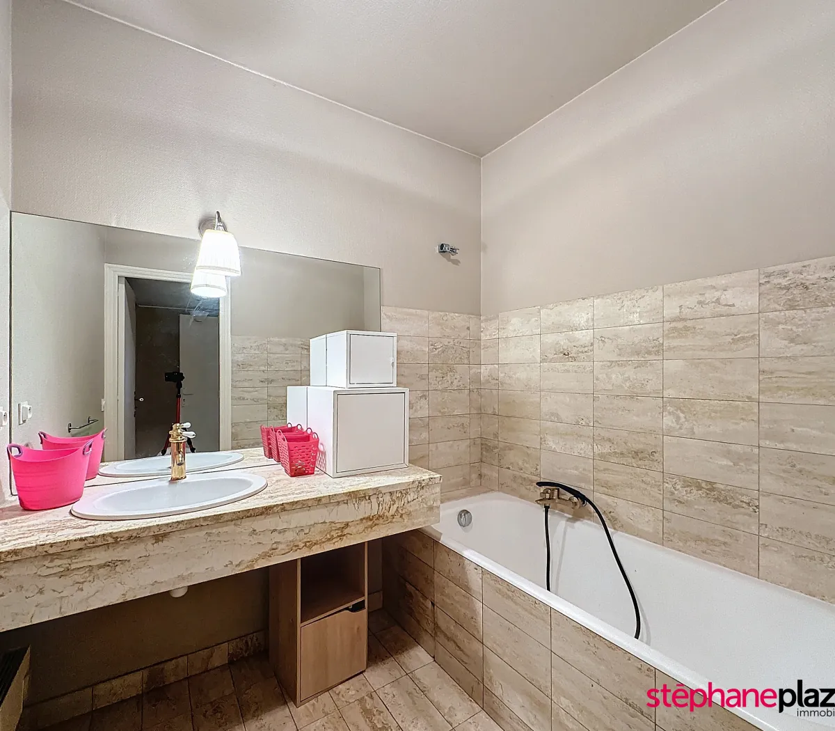 Location Lyon Appartement 6a2e49e62649
