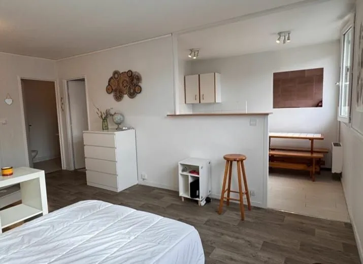 Location Montreuil Appartement 6a2f13f5d649