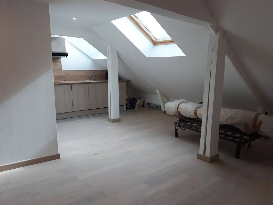 Location Rennes Appartement 6a2f28bce70b