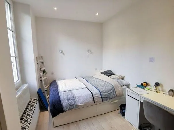 Location Versailles Appartement 6a2f54299d8d
