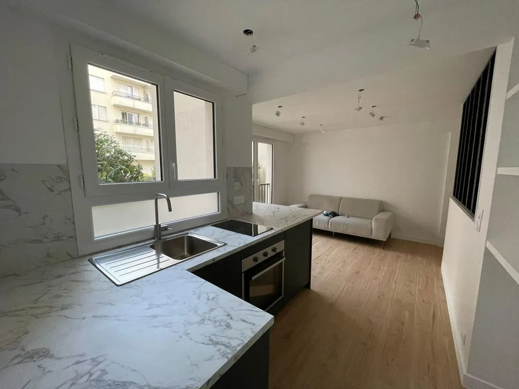 Location Neuilly-sur-Seine Appartement 6a3006eca0e2