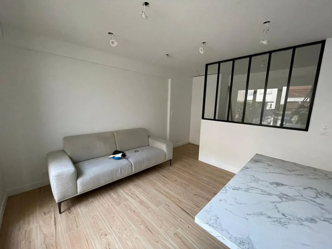 Location Neuilly-sur-Seine Appartement 6a3006eca0e2