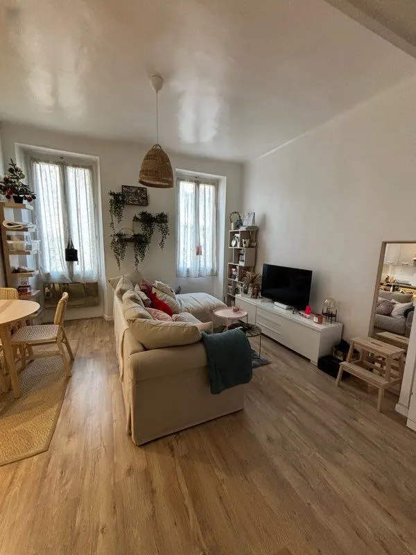 Location Marseille Appartement 6a301b88185d
